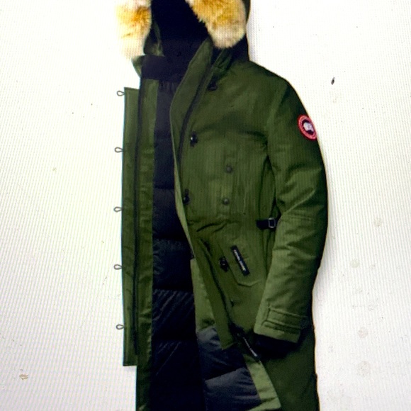 Canada Goose Jackets & Blazers - Camo Kensington Parka Canada goose jacket